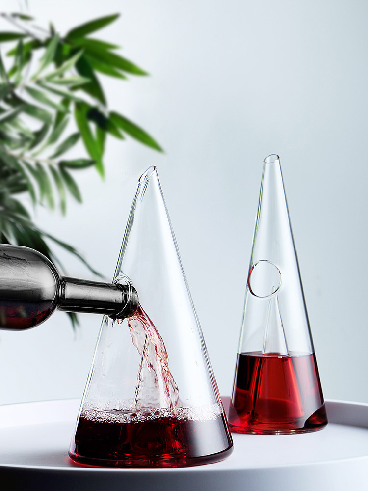 Decanter Aerator Set - コーン型ワインデカンターセパレーター、バーアクセサリー、高ホウケイ酸ガラスワインセット、ピラミッド型ウォーターフォール、高速ボルドーポアラー、エアレーター